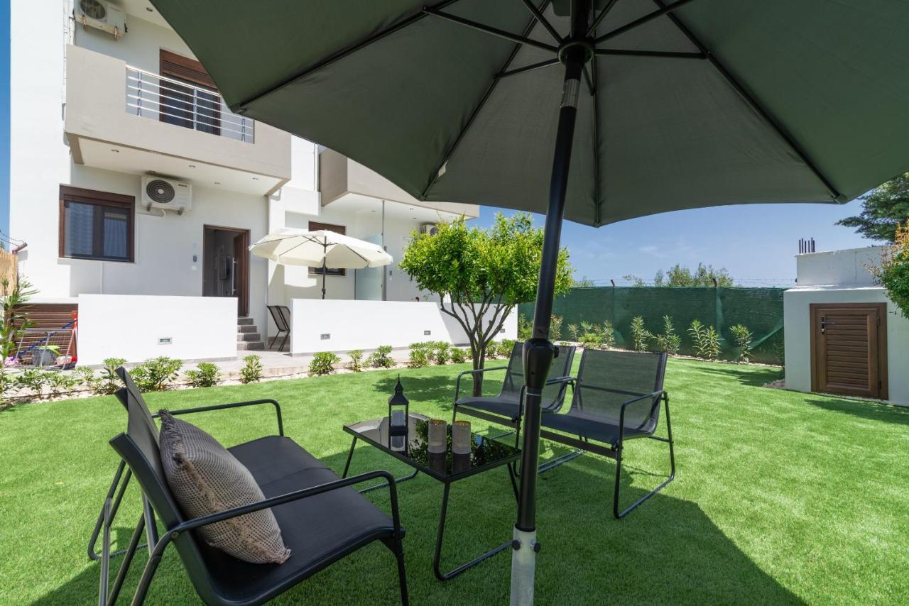 Modern House With Pool Near Beach Gazi Extérieur photo