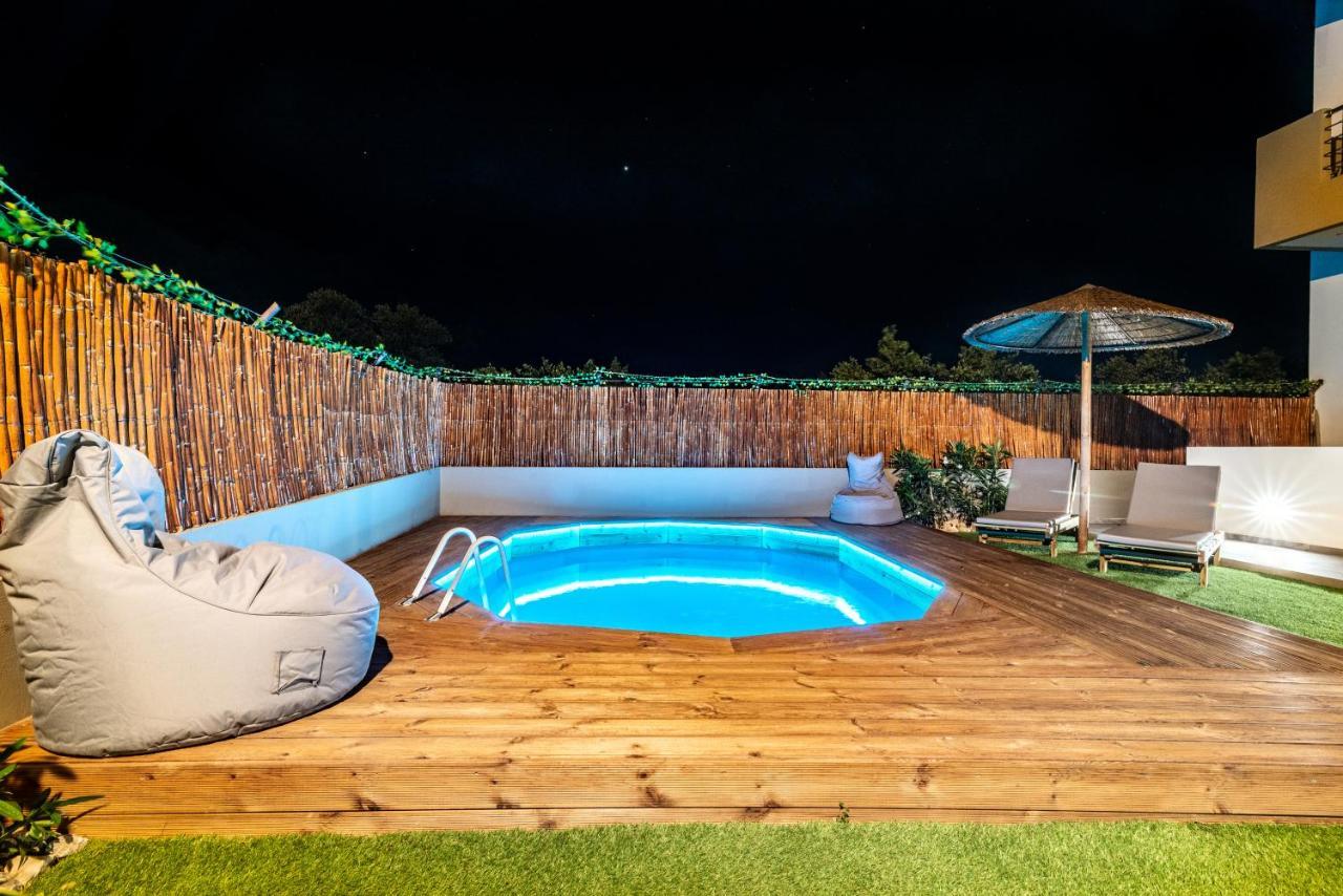 Modern House With Pool Near Beach Gazi Extérieur photo